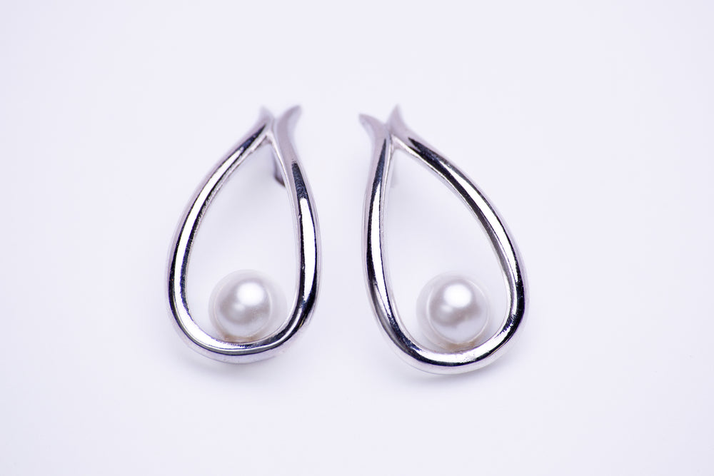 Pendientes Flor Oculta