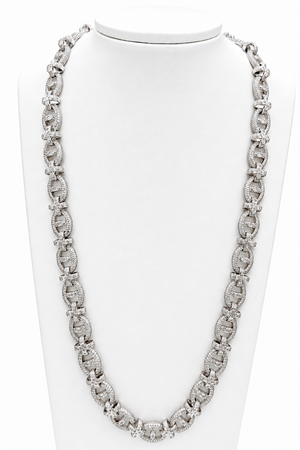 Cadena siner de plata y piedras