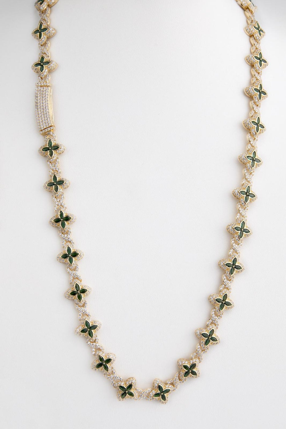 Cadena de flores chapada en oro 18k, color verde