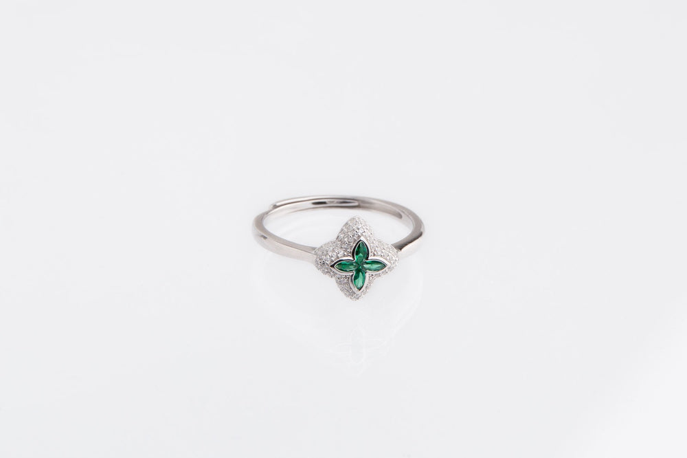 Anillo flor verde