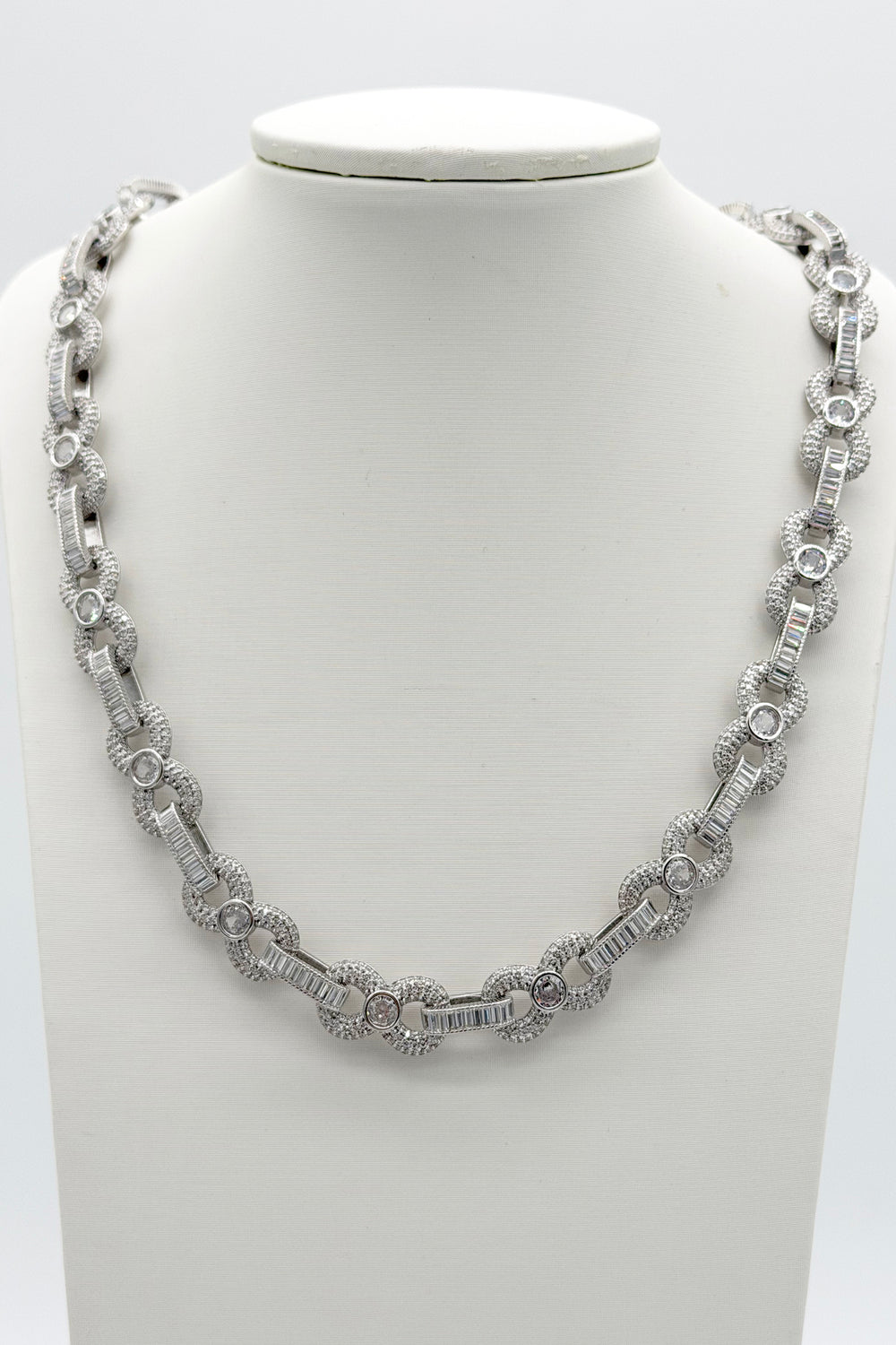 Collar Infinito Blanco