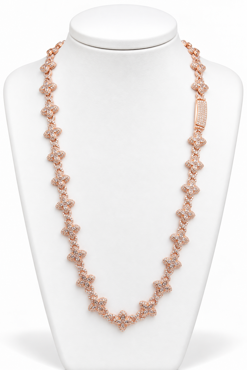 Collar de flores blanca rosa