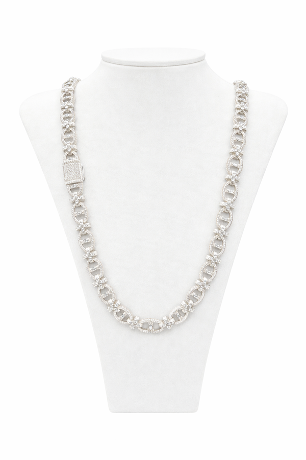 Cadena siner de plata y piedras