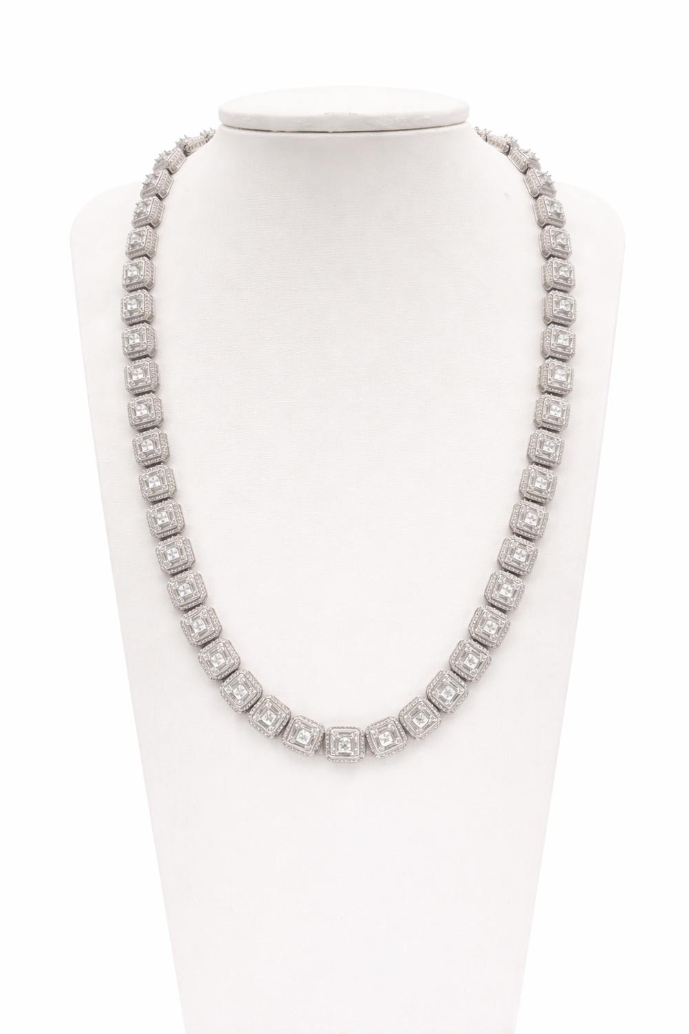 Cadena de plata con circonitas blancas
